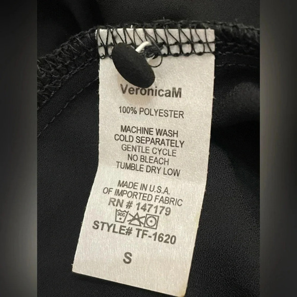 🖤 VERONICA M Waist-Defined Smocked Tie-Front Ruched Blouse NWT Small - Picture 8 of 8